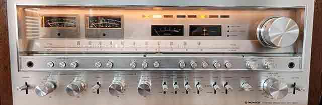 I BUY OLD STEREOS & OLD WATCHES