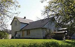 HOME IN SOUTHERN STEVENS COUNTY ON 15 ACRES