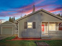 CHARMING MOVE IN READY HOME IN DEER PARK