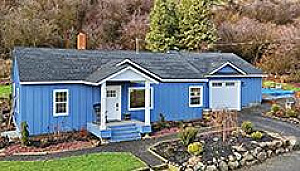 WELCOME TO YOUR DREAM HOME IN COLFAX ON 2 ACRES