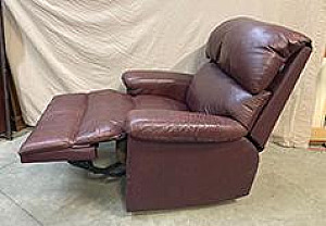 STORAGE BINS, WIRE RACKS, ESTATE VINTAGE ITEMS