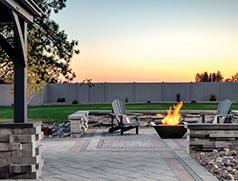 IT'S TIME TO PLAN YOUR OUTDOOR LIVING SPACE