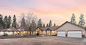 SPACIOUS GATED COUNTRY ESTATE ON 9.87 ACRES