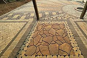 IT'S TIME TO PLAN YOUR OUTDOOR LIVING SPACE