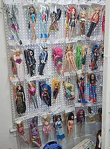 ATTENTION DOLL COLLECTORS! THE TROVE HAS MONSTER HIGH