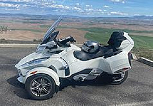 2011 CANAM SPYDER RT LIMITED TRIKE
