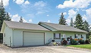 DREAMING OF LIVING IN THE COUNTRY?