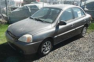2004 KIA RIO 