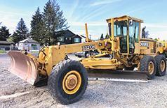 2000 JOHN DEERE 772CH GRADER 