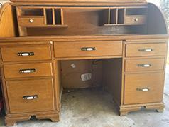 LARGE ROLL TOP SOLID WOOD DESK