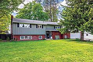 SOUTH HILL HOME IN ONE OF SPOKANE'S MOST DESIRABLE 