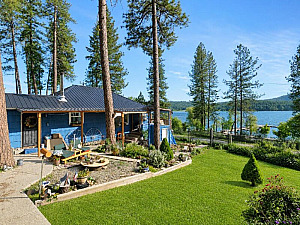 VIEWS OF WAITTS LAKE!