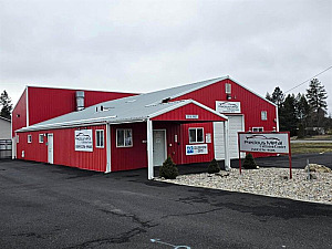 BUSINESS OPPORTUNITY IN GROWING DEER PARK!