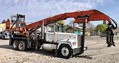 SERCO 200 LOG LOADER 