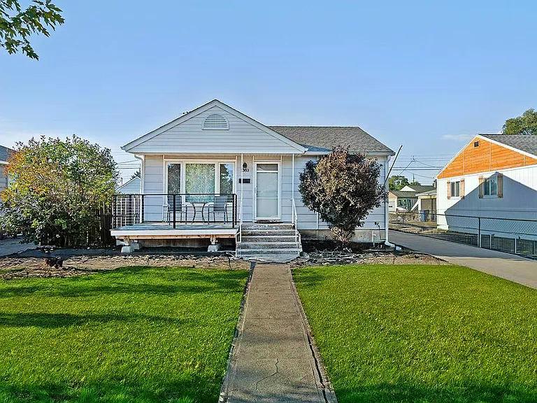 MOVE-IN READY HOME