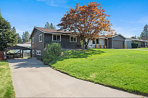 RECENTLY UPDATED VERY DESIRABLE MEAD HOME