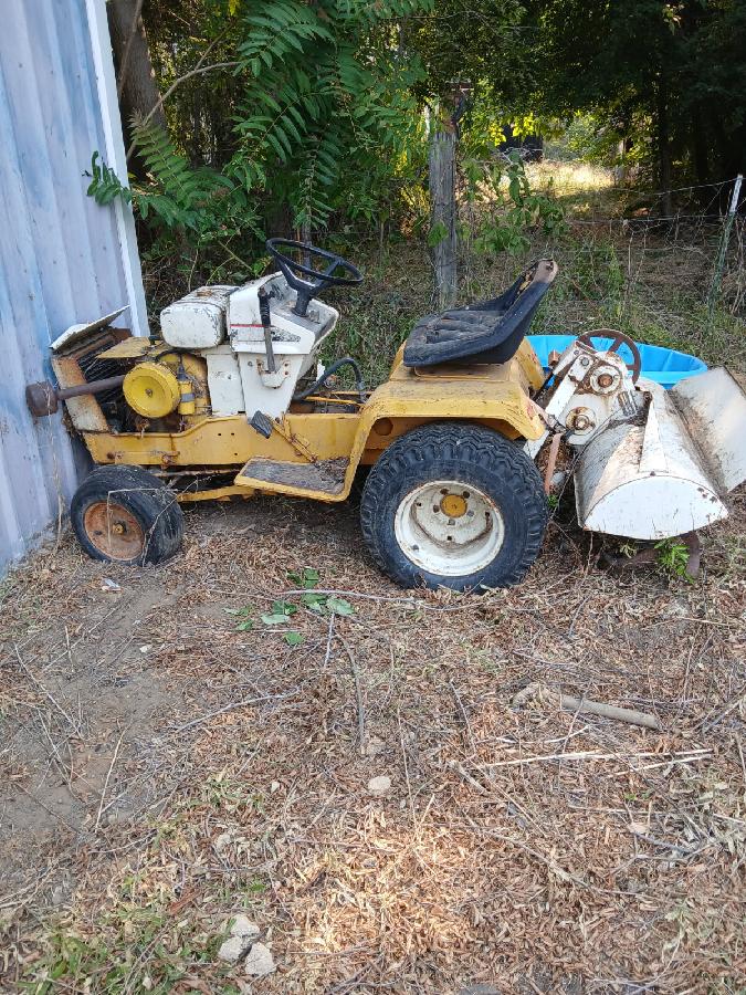 1970’s 128 INTERNATIONAL CUB CADET 