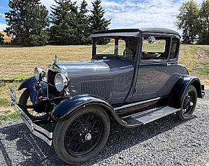 1929 MODEL A COUPE 
