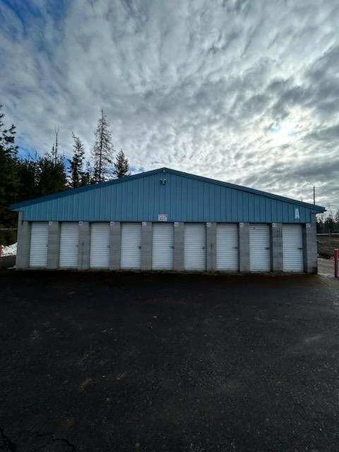 CHOICE DIAMOND LAKE STORAGE & PARKING OFFERS UP TO THREE