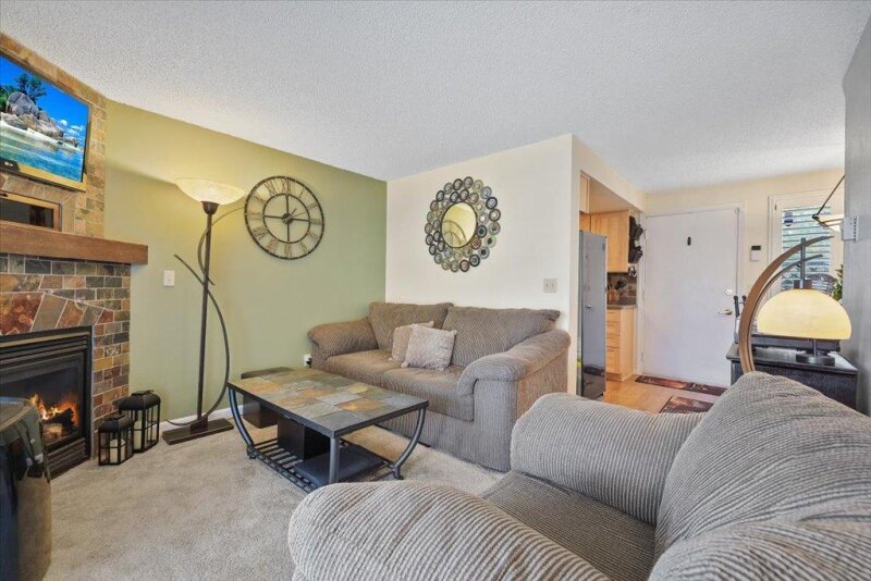 LOW MAINTENANCE LIVING AT AN AFFORDABLE PRICE!