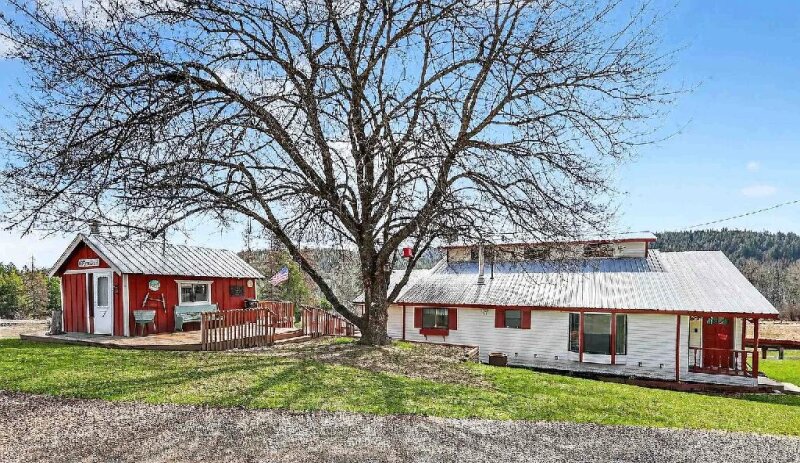 15 ACRE RANCH PROPERTY IN NEWPORT FOR RENT
