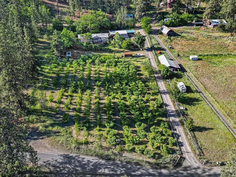 QUIET OFF-GRID LIVING 