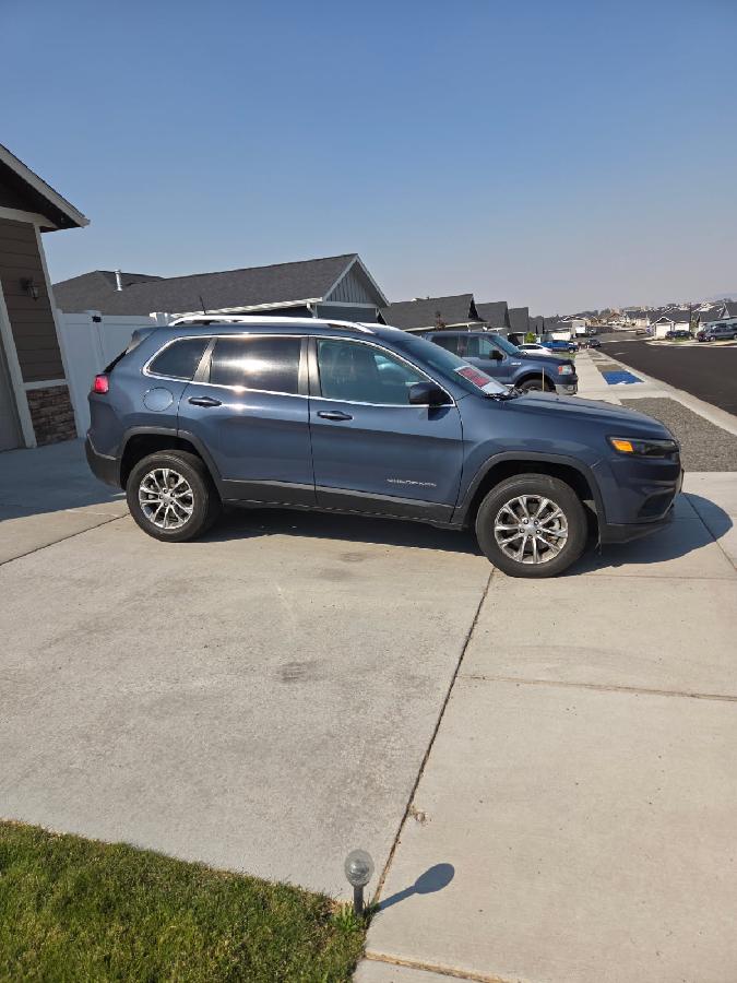 2021 JEEP CHEROKEE LATITUDE LUX