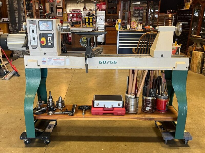 GRIZZLY LATHE