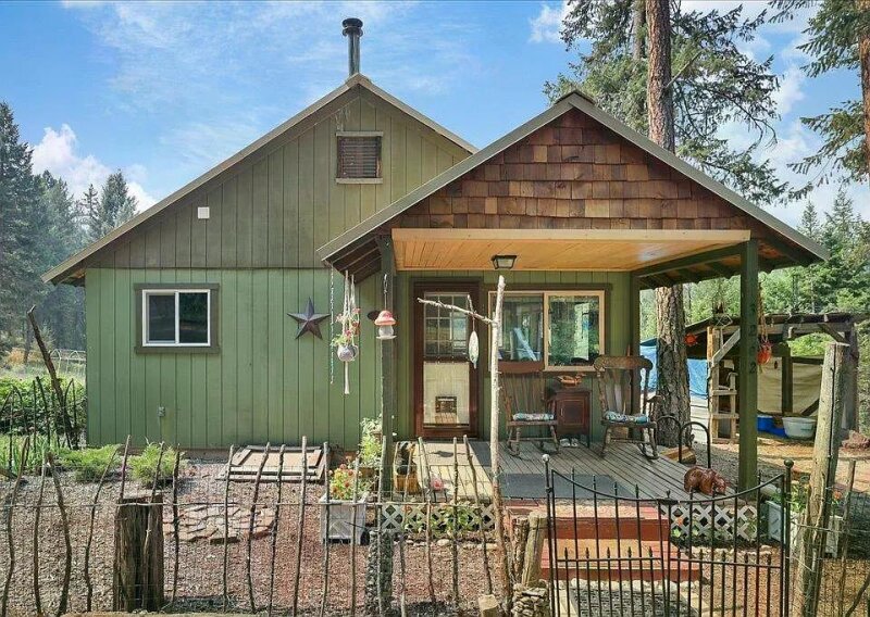 ESCAPE TO YOUR PRIVATE RETREAT IN VALLEY, WA