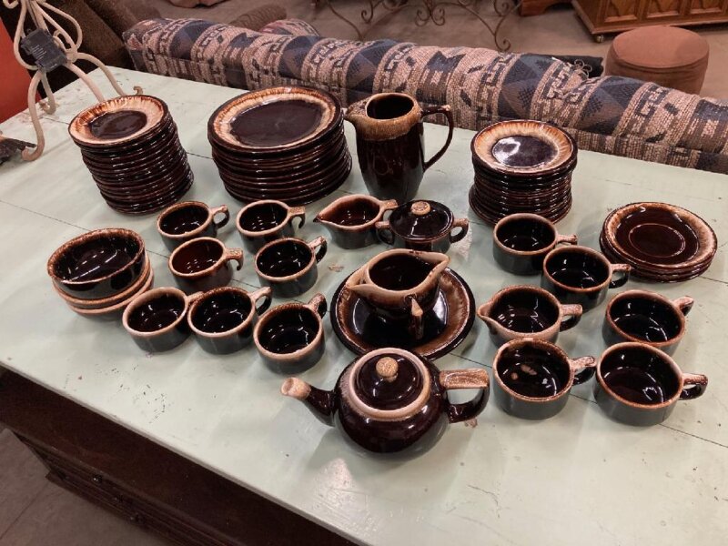 VINTAGE ITEMS ESTATE FURNITURE