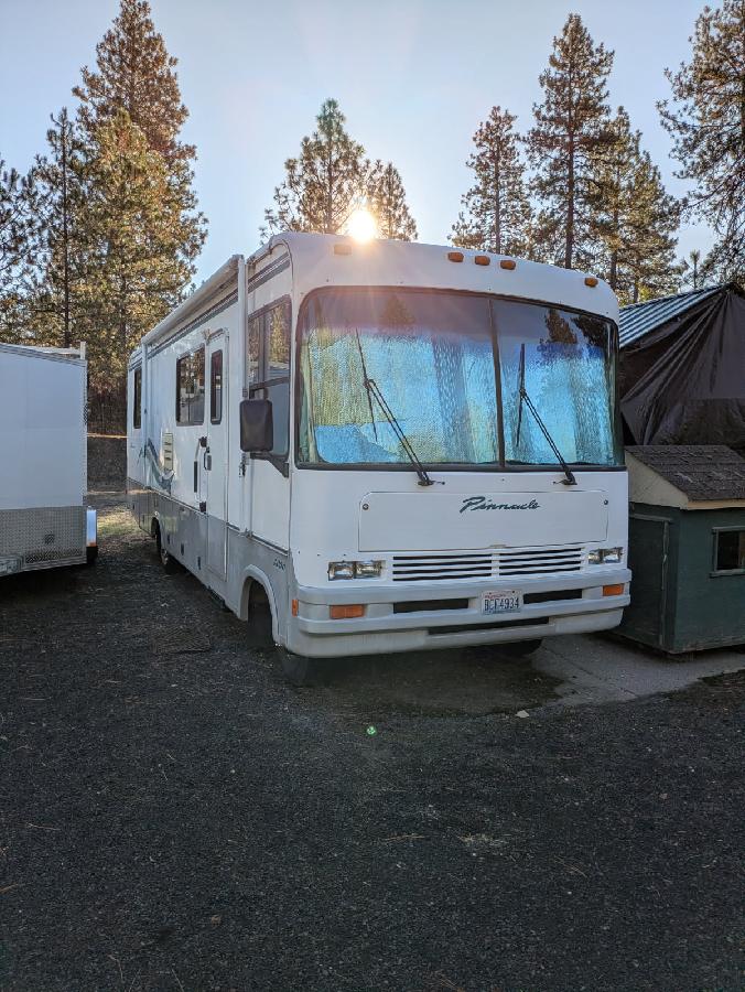1997 PINNACLE 3050 31’ CLASS A MOTORHOME