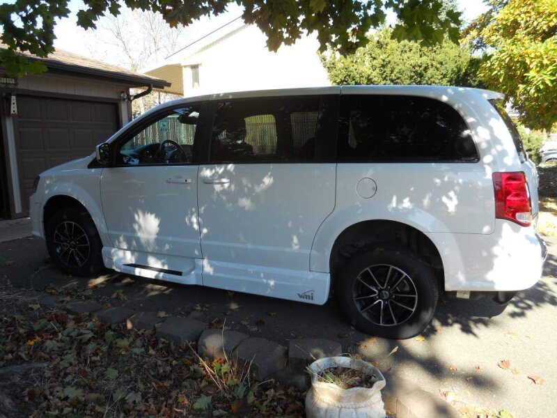 HANDICAP ACCESSIBLE 2019 DODGE GRAND CARAVAN 