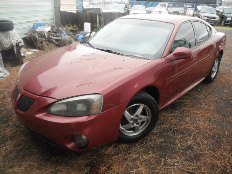 2004 PONTIAC GRAND PRIX GT