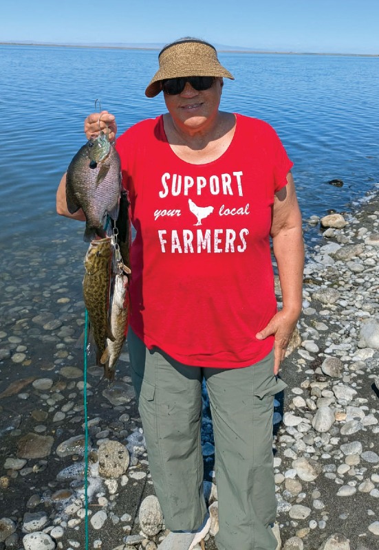 The Randolphs' with a chain of fish!