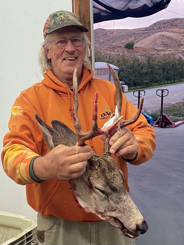 Tom with a buck! Woo!