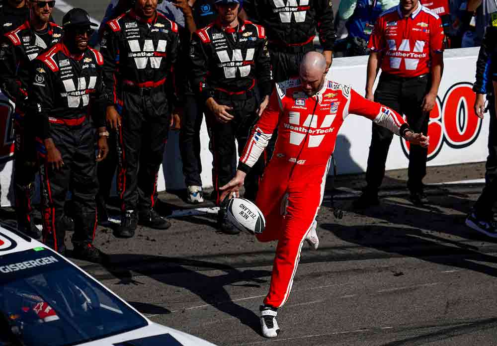 Road-course master Van Gisbergen captures Watkins Glen victory